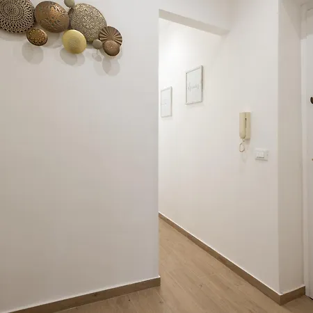 Apartment Ludo House - Charming Con Patio A Due Passi Dalla Cattedrale Palermo