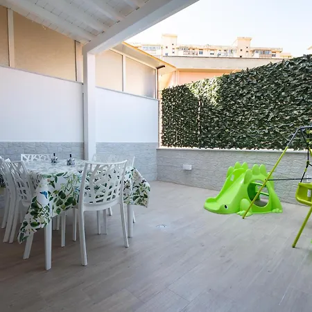 Ludo House - Charming Con Patio A Due Passi Dalla Cattedrale Apartment Palermo